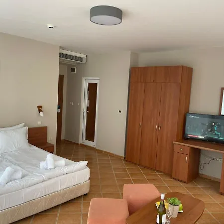 Szálloda Eco Palace 3*